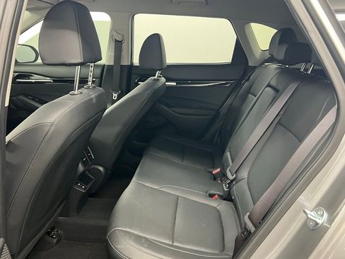 Used 2024 Kia Seltos EX FWD image 9