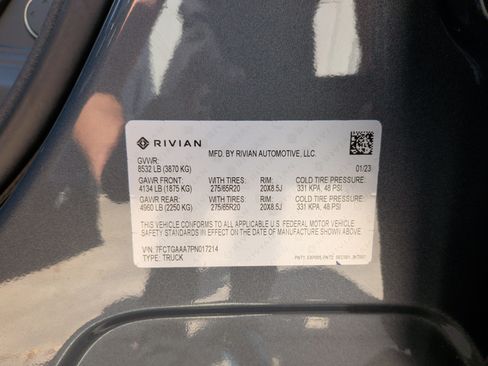 Used 2023 Rivian R1T Adventure image 33
