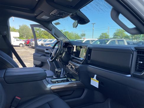 New 2026 Chevrolet Silverado 1500 LT Trail Boss w/ Convenience Package II AWD/4WD image 29