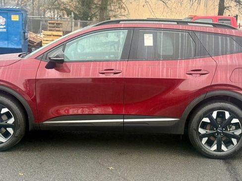 Certified 2023 Kia Sportage X-Line w/ X-Line Premium Package image 6