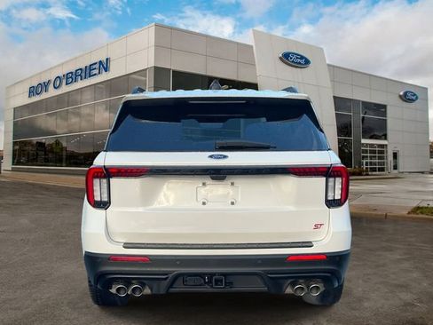 Used 2025 Ford Explorer ST w/ Sun And Sound Package image 4