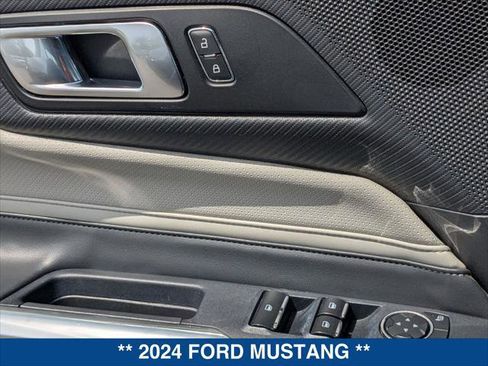 Used 2024 Ford Mustang Premium image 11