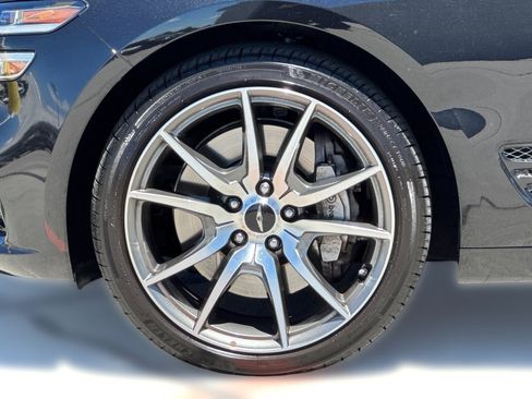 Used 2026 Genesis G70 2.5T RWD image 13