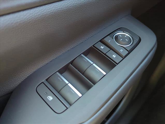 New 2026 Toyota Prius Plug-In Hybrid FWD image 11