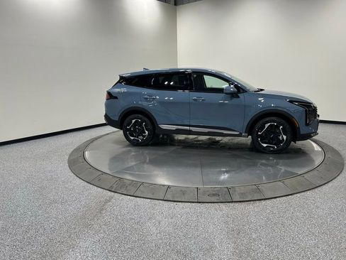 New 2026 Kia Sportage S image 4