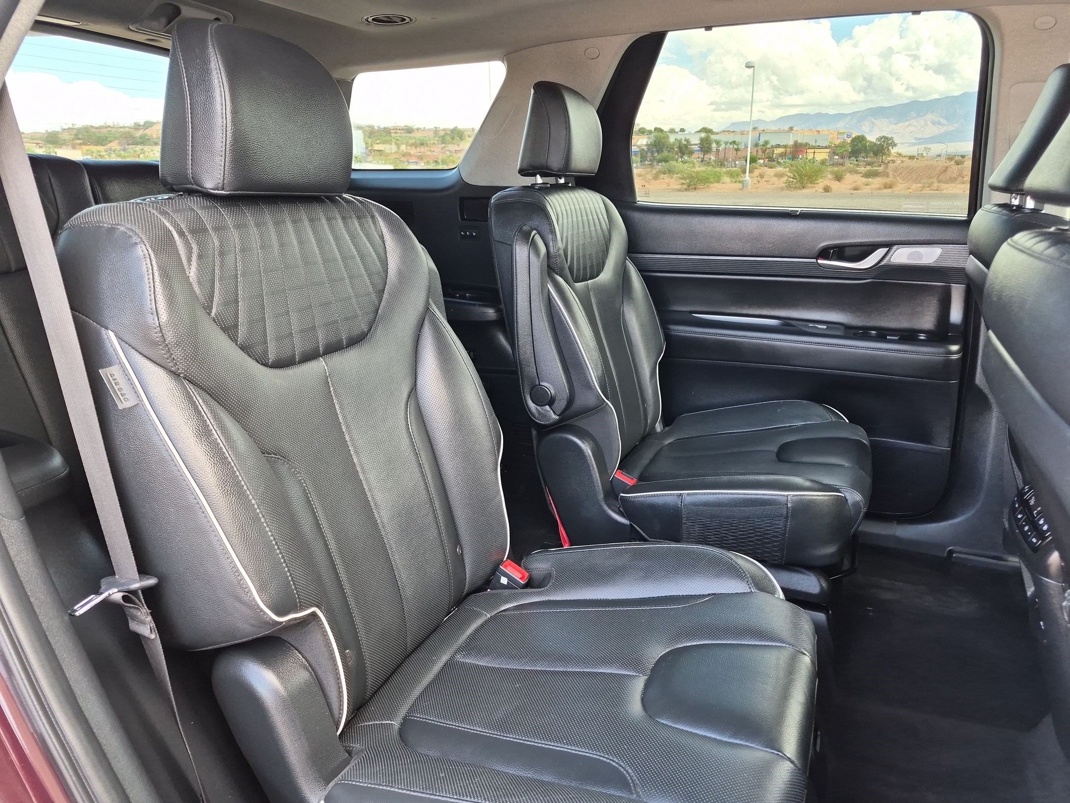 Used 2024 Hyundai Palisade Limited FWD image 30