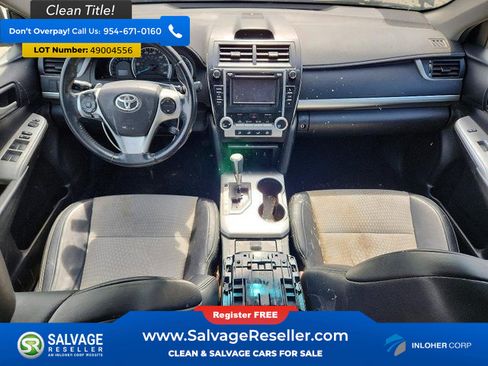 Used 2014 Toyota Camry SE FWD image 11