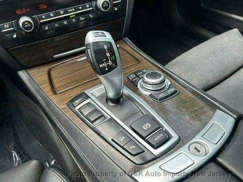 Used 2012 BMW 750i xDrive AWD/4WD image 44
