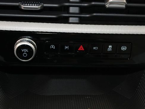 New 2026 Ford Explorer Active RWD image 44