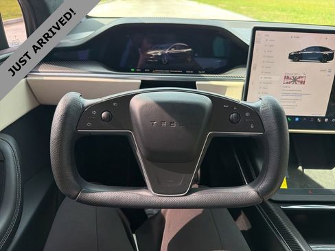 Used 2023 Tesla Model X Plaid AWD/4WD image 11