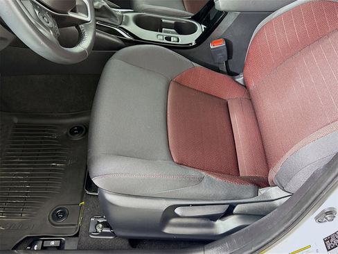 Certified 2025 Toyota Corolla SE image 12