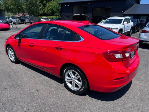 Used 2016 Chevrolet Cruze LT FWD image 6