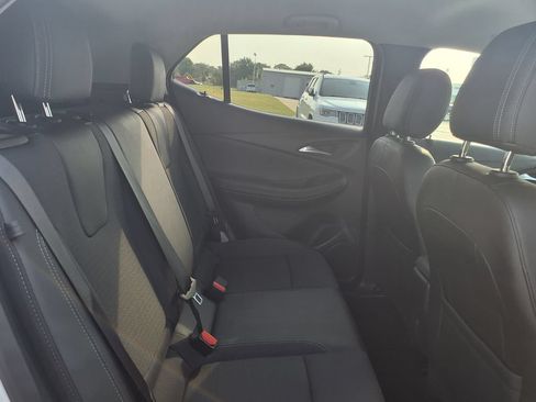 Used 2025 Buick Encore GX Preferred FWD image 21