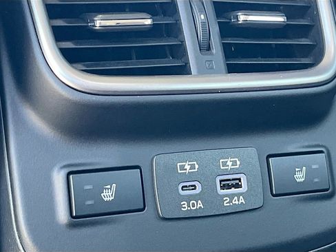 Used 2025 Subaru Outback Touring XT w/ Popular Package #2 image 27