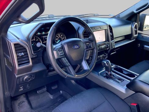 Used 2020 Ford F150 XLT w/ Equipment Group 302A Luxury AWD/4WD image 18