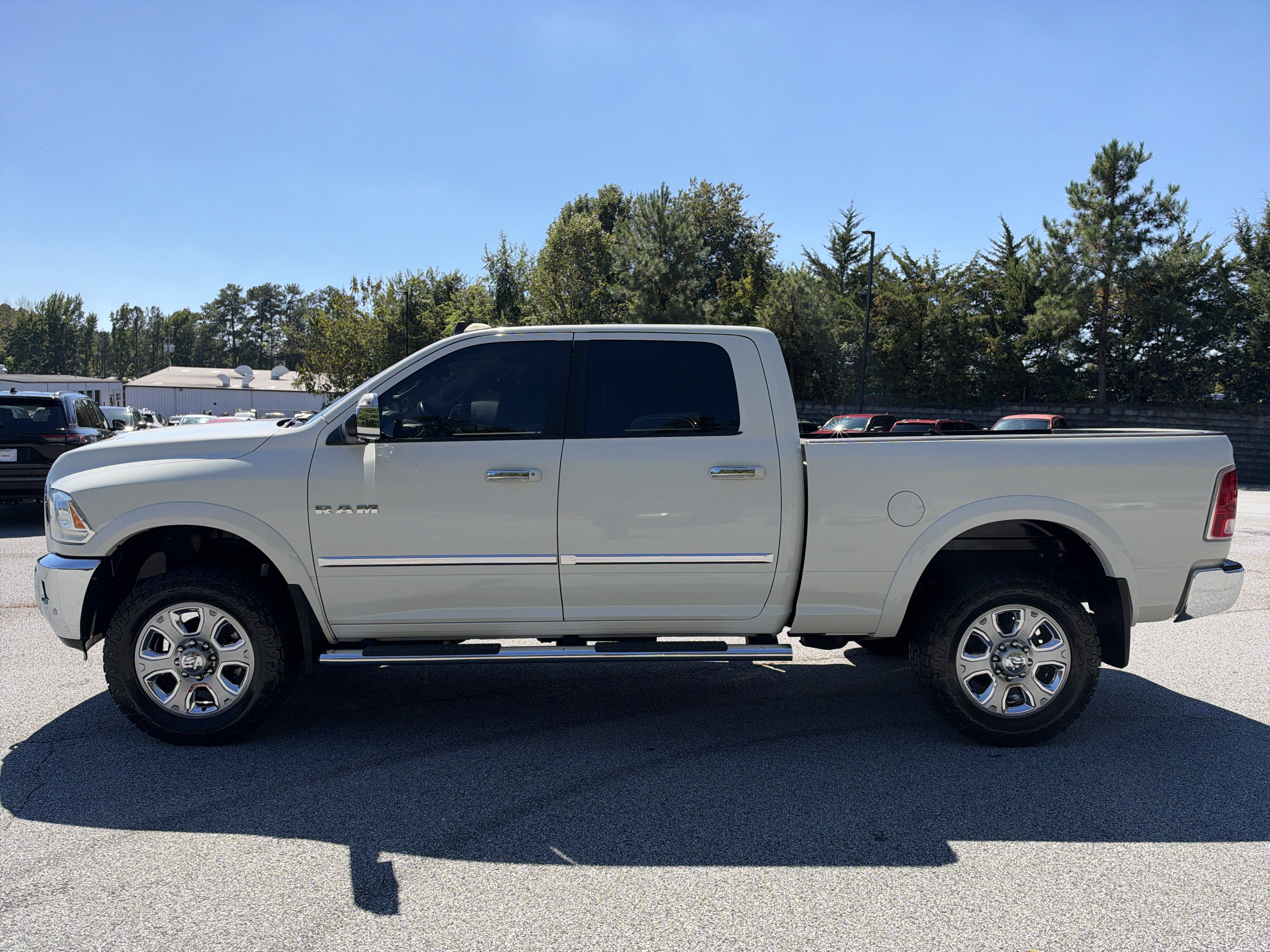 Used 2016 RAM 2500 Laramie AWD/4WD image 4