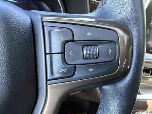 Used 2023 Chevrolet Suburban High Country w/ Advanced Technology Package AWD/4WD image 20