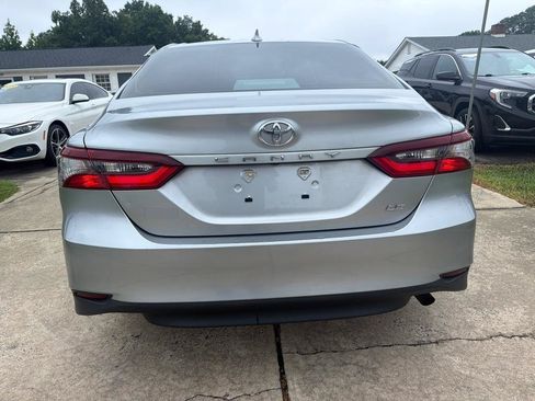 Used 2024 Toyota Camry LE FWD image 9