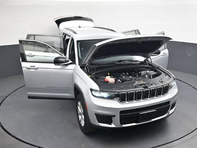 Used 2023 Jeep Grand Cherokee L Limited AWD/4WD image 48