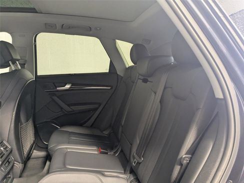 Used 2020 Audi Q5 2.0T Premium Plus w/ Premium Plus Package image 30