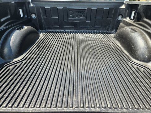 Used 2020 Ford F150 Lariat RWD image 30