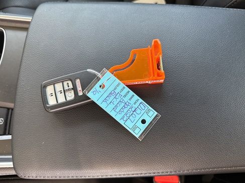 Used 2022 Honda Accord EX-L image 11