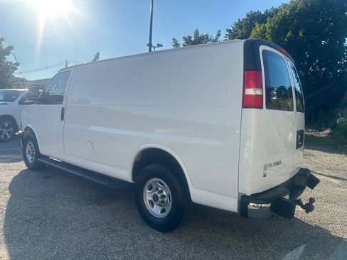 Used 2019 GMC Savana 2500 w/ Driver Convenience Package RWD image 28