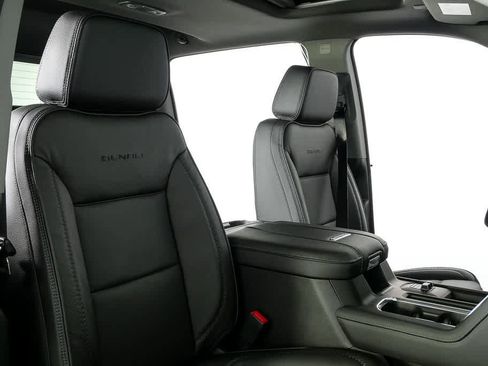 New 2026 GMC Sierra 2500 Denali w/ Denali Reserve Package image 23