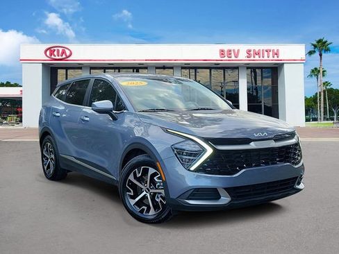 Certified 2025 Kia Sportage EX image 1