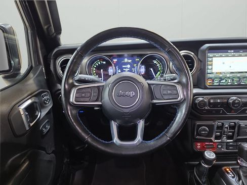 Used 2022 Jeep Wrangler Unlimited Rubicon 4xe w/ Dual Top Group AWD/4WD image 19