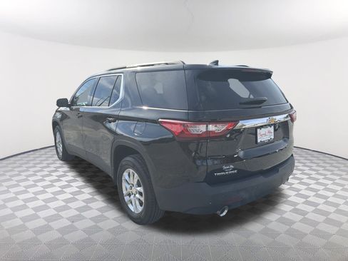 Used 2020 Chevrolet Traverse LT image 17