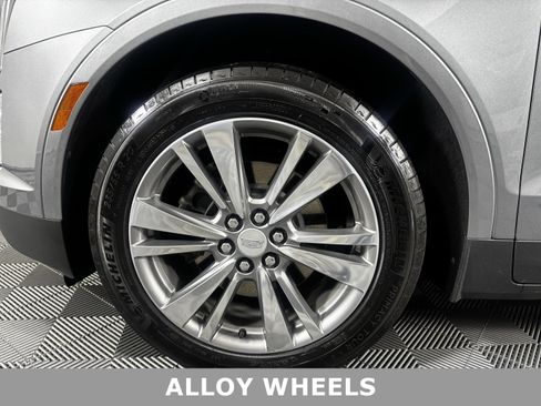 Used 2022 Cadillac XT5 Premium Luxury image 10