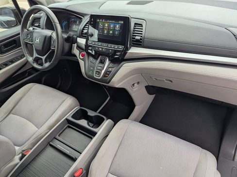 Used 2019 Honda Odyssey EX image 10