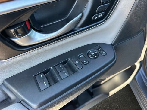Used 2019 Honda CR-V EX-L image 19
