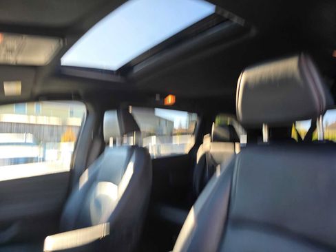 Used 2025 Honda Odyssey Sport-L image 23