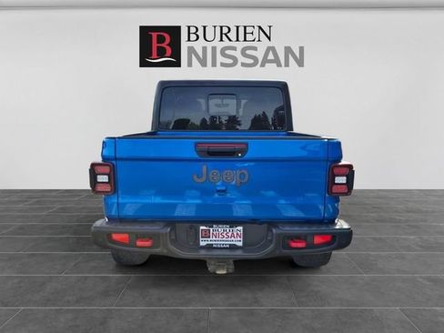 Used 2021 Jeep Gladiator Rubicon AWD/4WD image 6