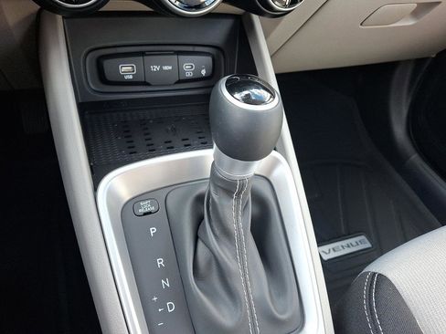 New 2026 Hyundai Venue SEL image 11