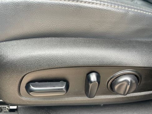 Used 2019 Chevrolet Traverse Premier w/ Driver Confidence II Package image 24