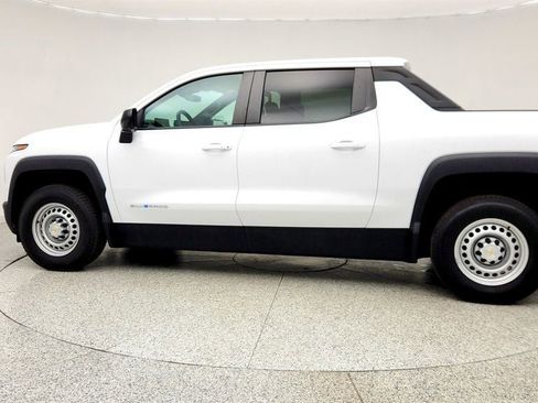 Used 2024 Chevrolet Silverado EV W/T AWD/4WD image 8
