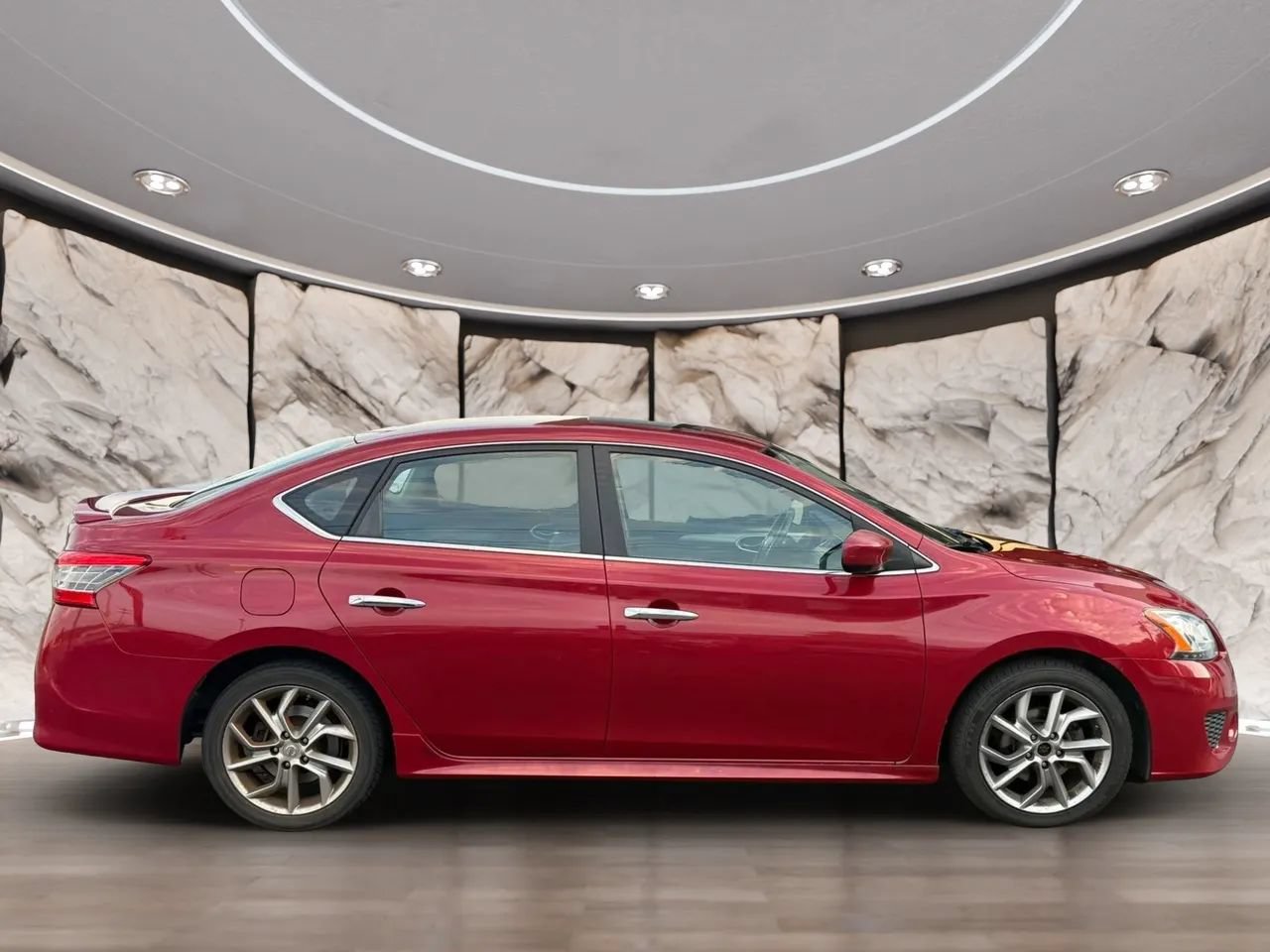 Used 2013 Nissan Sentra SR w/ Premium Pkg FWD image 8
