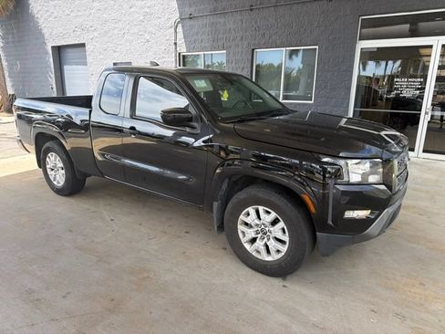 Used 2022 Nissan Frontier SV RWD image 8