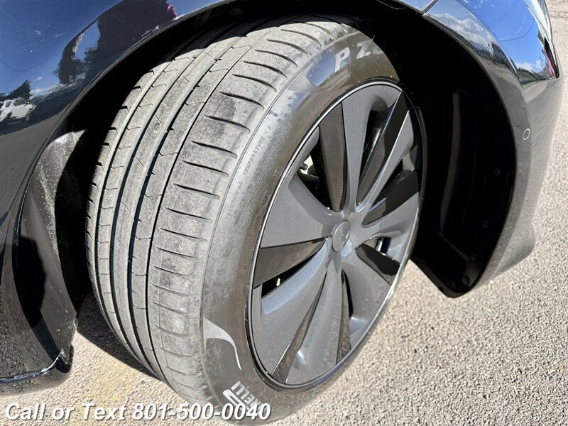 Used 2023 Tesla Model S AWD/4WD image 8