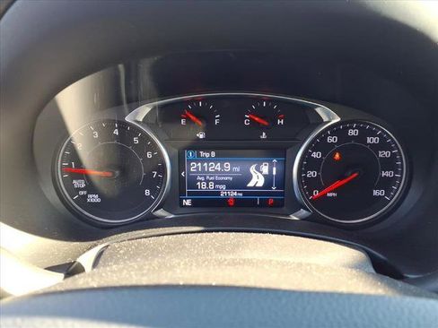 Certified 2022 GMC Terrain SLE w/ Driver Convenience Package image 19