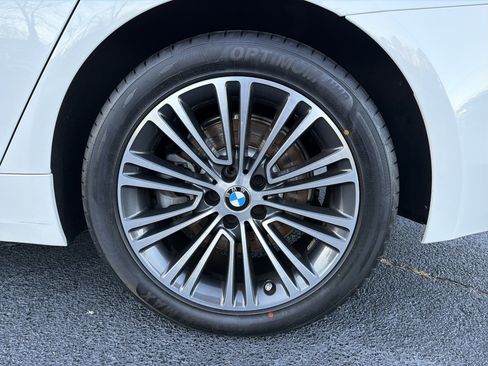 Used 2020 BMW 530i w/ Convenience Package image 20