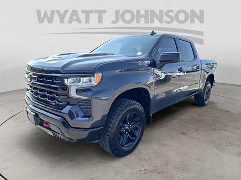 Used 2023 Chevrolet Silverado 1500 LT Trail Boss w/ Convenience Package II image 1