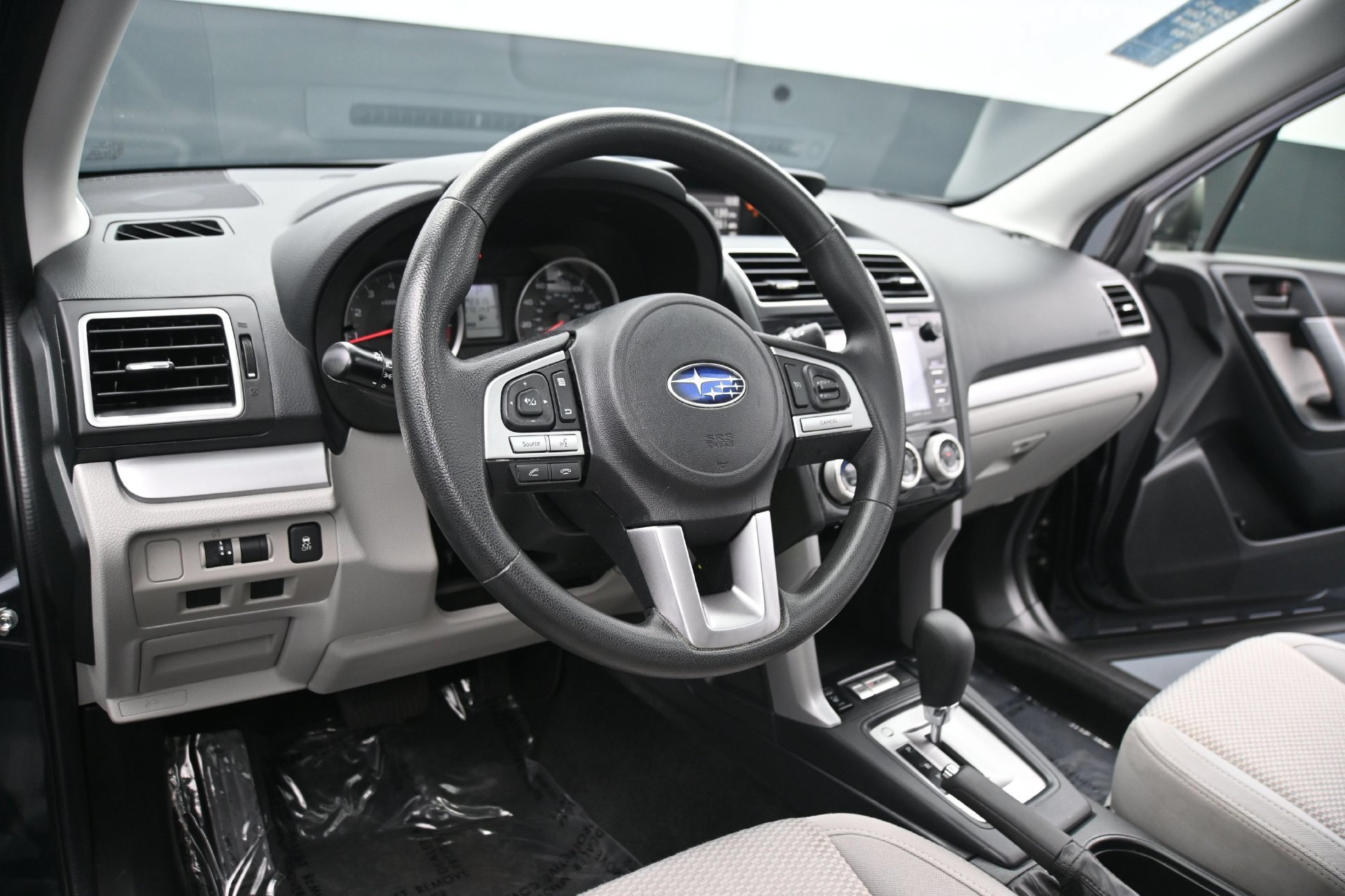 Used 2018 Subaru Forester 2.5i Premium w/ All-Weather Package AWD/4WD image 21