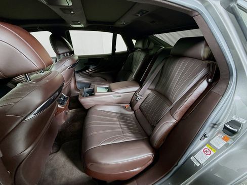 Used 2019 Lexus LS 500 F Sport image 26