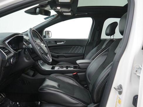 Used 2019 Ford Edge ST w/ Cold Weather Package AWD/4WD image 24
