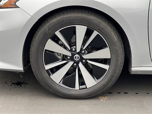 Used 2021 Nissan Altima 2.5 SV image 34