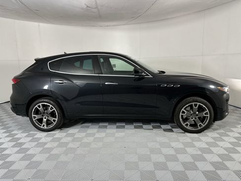 Used 2023 Maserati Levante Modena AWD/4WD image 9